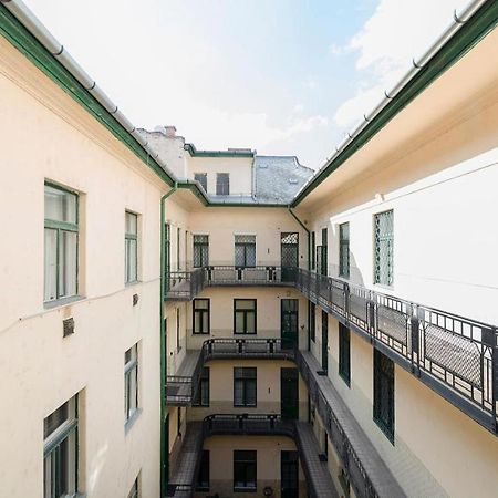 Vaci Street Apartments Budapest Exterior photo